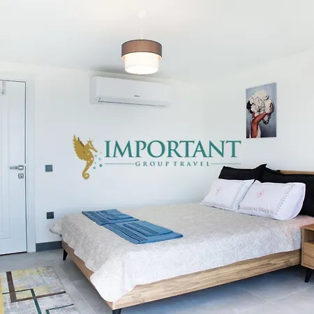 Vilă Bd4123 Five Bedroomed With Pool And Sea View *