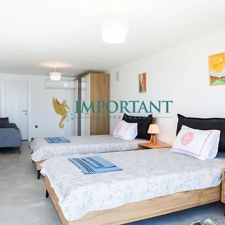 Βίλα Bd4123 Five Bedroomed With Pool And Sea View Αλικαρνασσός