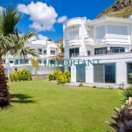 Bd4123 Five Bedroomed With Pool And Sea View Vila Bodrum